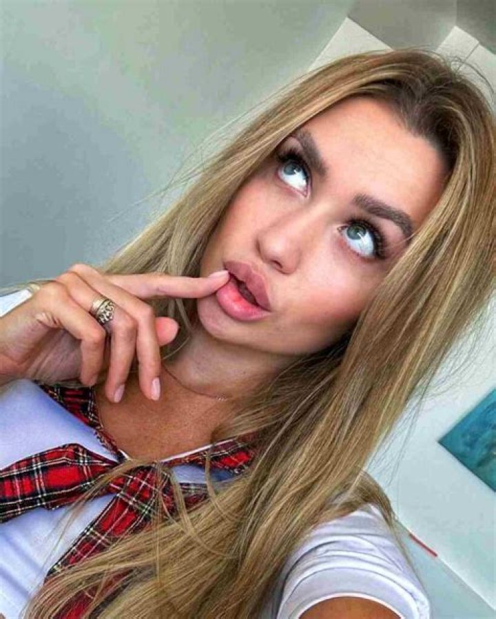 
Cassidy Romine Height, Weight, Net Worth, Age, Birthday, Wikipedia, Who, Nationality, Biography 